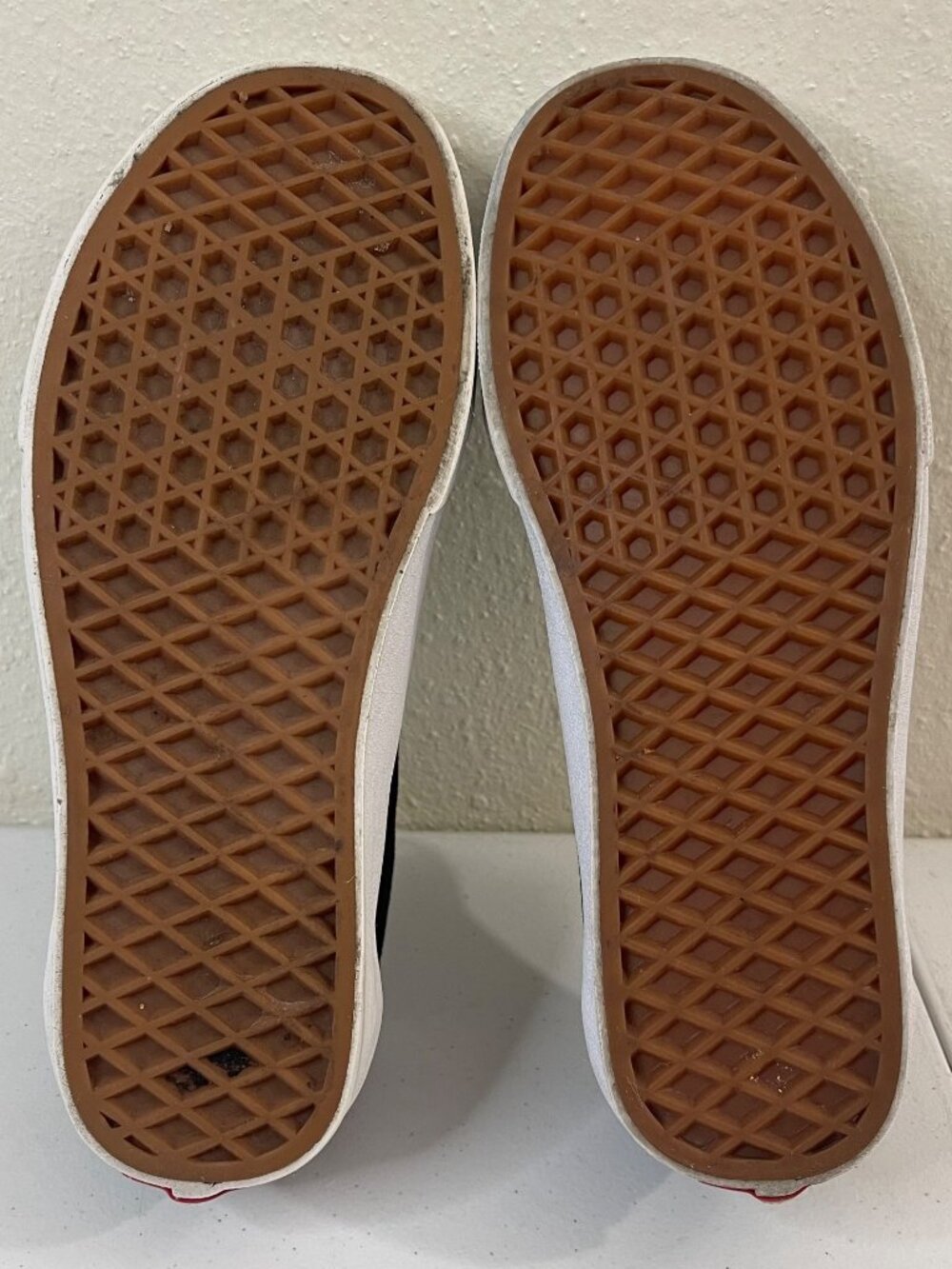 Vans Old Skool Black & White Classic Canvas Sneakers Women 7 Men 5.5 Unisex - Picture 11 of 12